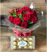 Buquê de 12 Rosas com Ferrero